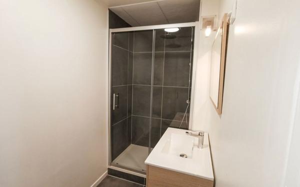Appartement à vendre    2 pièces • 48,22 m2 Billère