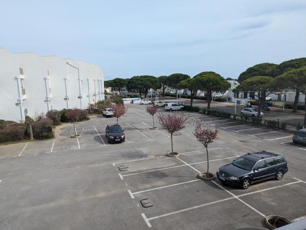 Studio bien aménagé avec parking à Port Camargue Plages Sud. Le Grau-du-Roi (30240)