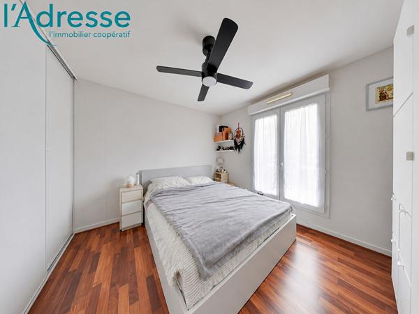 Appartement dernier étage Noisy Le Grand 2 pièce(s) 50 m2