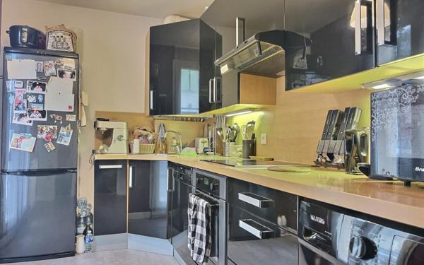 Maison à vendre    4 pièces •  Le Coudray-Montceaux