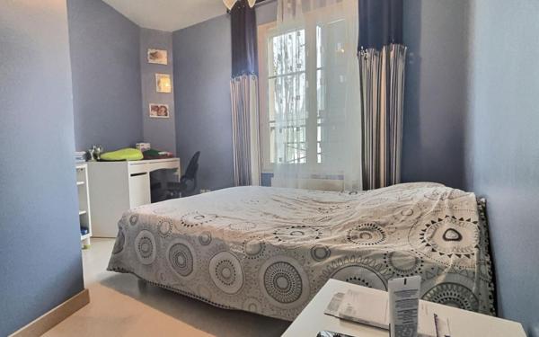 Maison à vendre    4 pièces •  Le Coudray-Montceaux