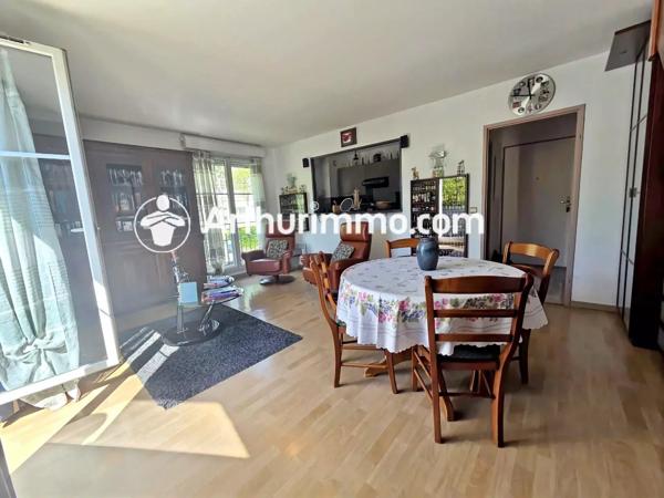 Vente Appartement 4 pièces 72 m2 à Savigny-le-Temple