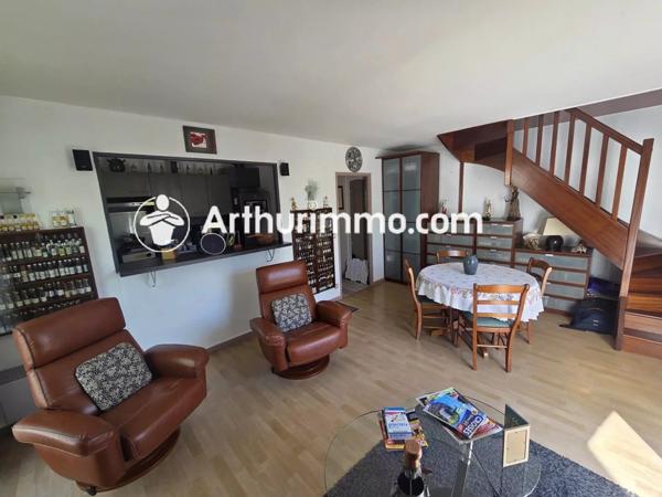Vente Appartement 4 pièces 72 m2 à Savigny-le-Temple