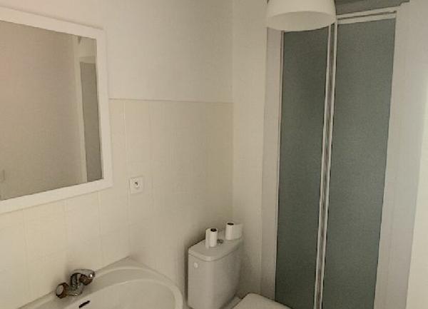 Appartement à louer    1 pièce •  Montluçon