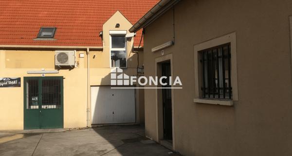Location Local commercial 2 pièces 62.4 m² - Bonneuil-en-france 95500