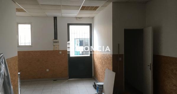 Location Local commercial 2 pièces 62.4 m² - Bonneuil-en-france 95500
