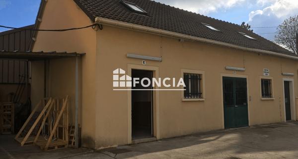 Location Local commercial 2 pièces 62.4 m² - Bonneuil-en-france 95500