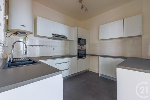 Appartement F2 à vendre  3 pièces - 69,50 m2 PARIS - 75008