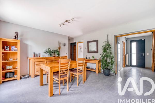 Maison à vendre 4 pièces 130 m² Gressy