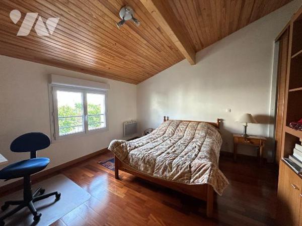 Maison à Vendre à Pessac (33600) en Gironde (33)

Découvrez cette maison de 130 m² située à P...