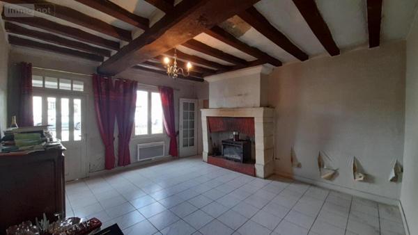 Maison à vendre à Vivy dans le Maine-et-Loire (49680), ref : 49076-324