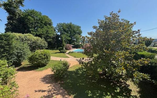 Maison à vendre    7 pièces •  Reyrieux