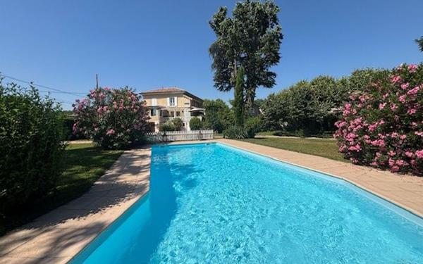 Maison à vendre    7 pièces •  Reyrieux