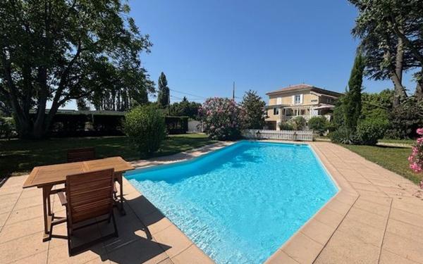 Maison à vendre    7 pièces •  Reyrieux