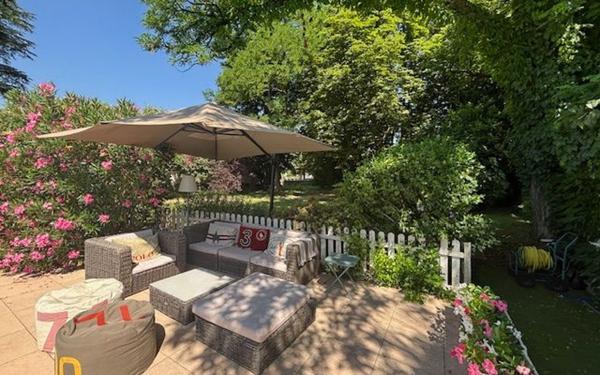 Maison à vendre    7 pièces •  Reyrieux