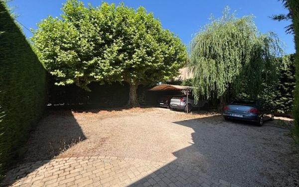 Maison à vendre    7 pièces •  Reyrieux