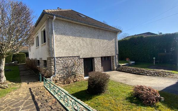 Maison à vendre    5 pièces •  Alençon