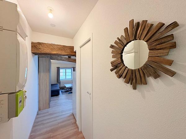 Studio meublé en plein coeur de Saint Amour : moderne et qualitatif !