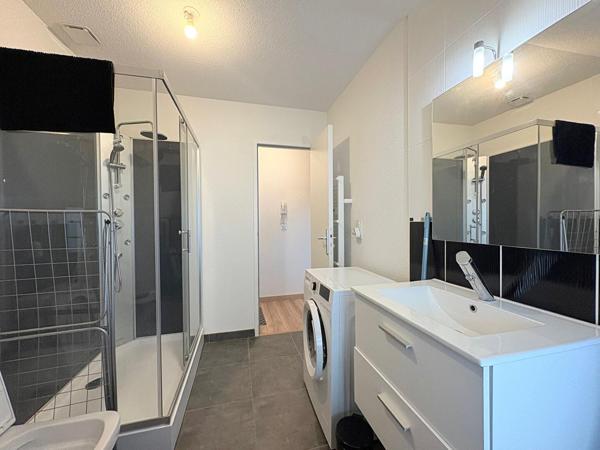 Studio meublé en plein coeur de Saint Amour : moderne et qualitatif !