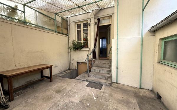 Maison à vendre    3 pièces • 43,78 m2 Antony