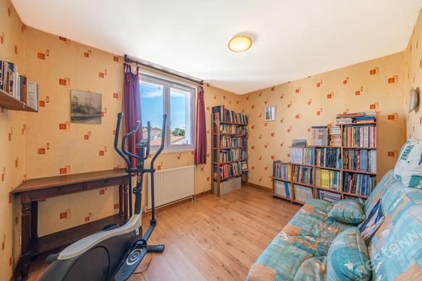Maison familiale de 170 m² avec 4 chambres  à Châtenoy Le Royal