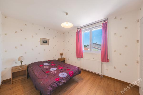 Maison familiale de 170 m² avec 4 chambres  à Châtenoy Le Royal