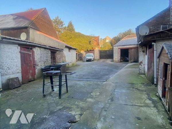 FRESNOY LE GRAND / CENTRE VILLE - IMMEUBLE