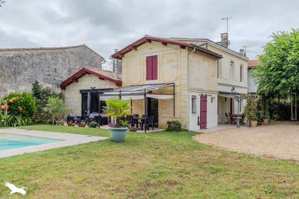 Maison 499 901 € Vayres 7 p 250 m² DPE C