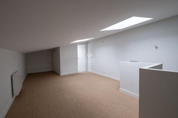 Versailles Notre-Dame Maison 4/5 pièces €1 145 000 ** - Référence 25734