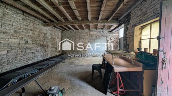 MAISON DE VILLE 105 M² 3 CHAMBRES GARAGE JARDIN ET DEPENDANCE