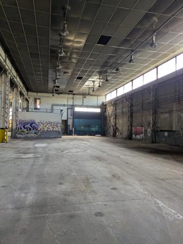 Locaux industriels à louer GIVORS (69) 2250 m²