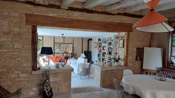 Splendide demeure de 1901 à 10 minutes de THENON