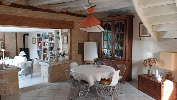 Splendide demeure de 1901 à 10 minutes de THENON