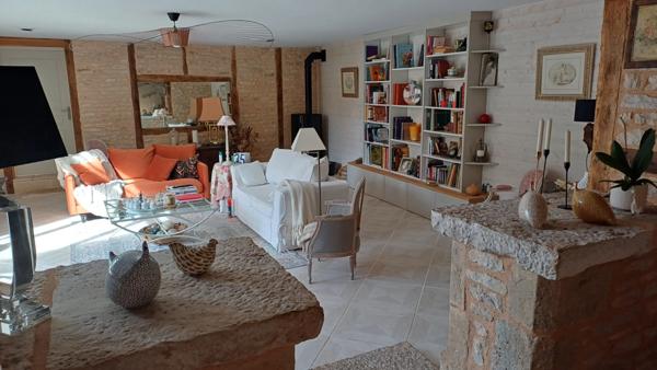 Splendide demeure de 1901 à 10 minutes de THENON