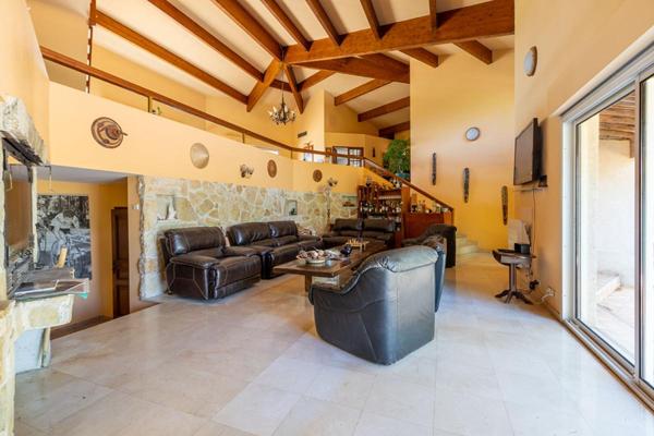 Villa 265m2 avec Parc de 3 000m2 - Costebelle