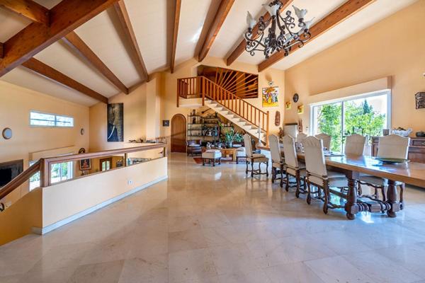 Villa 265m2 avec Parc de 3 000m2 - Costebelle