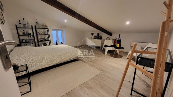 Ensemble immobilier rénové -Deux maisons indépendantes - Esprit loft derrière façade classique