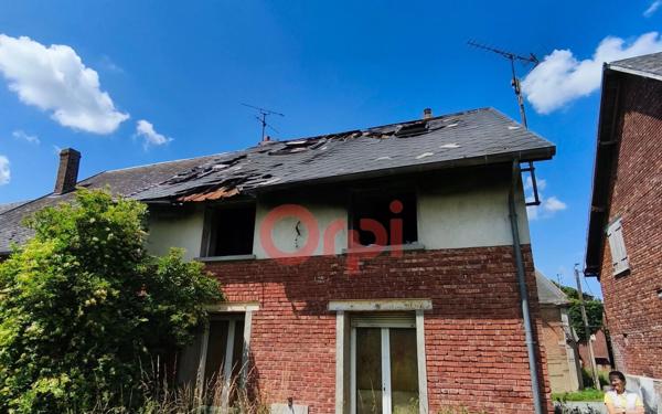 Maison à vendre    4 pièces • 140 m2 Villers-Faucon