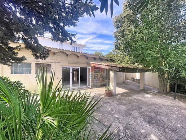 A VENDRE MARSEILLE PENNES MIRABEAU GAVOTTE 13015 MAISON TERRAIN PISCINE GARAGE DEPENDANCE COMMERCIAL