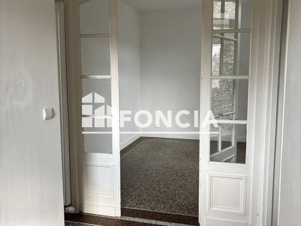 Location Maison 6 pièces 110.6 m² - 31 RUE DE MONTMELIAN Samoreau 77210