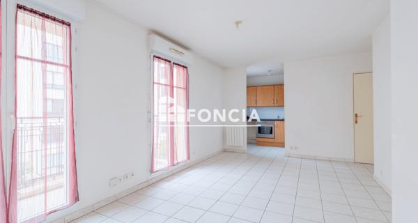 À vendre Studio 30.54 m² - Bussy-saint-georges 77600