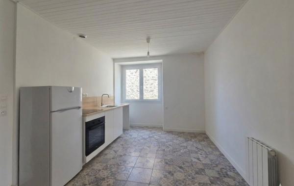 Vente Appartement P3 Centre ville rénové(e) Moutiers-les-mauxfaits   