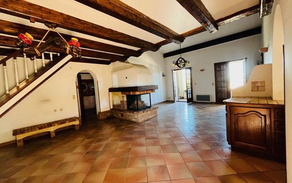 Maison à vendre    5 pièces • 150 m2 La Seyne-sur-Mer