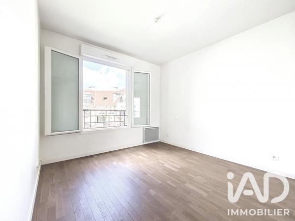 Appartement à vendre 3 pièces 66,44 m² Saint-Cyr-l'École