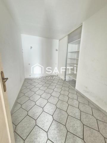 Investisseurs, découvrez un immeuble de 10 appartements offrant un fort potentiel de rentabilité au cœur de Digne-les-Bains.