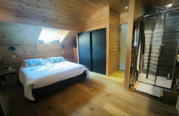 Chalet meublé 116m2 et local 110m2