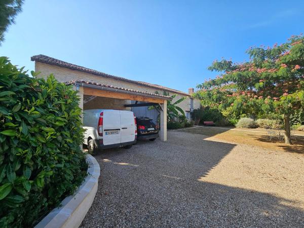 Maison à Loudun, 86200 - 8 pièces 167m²