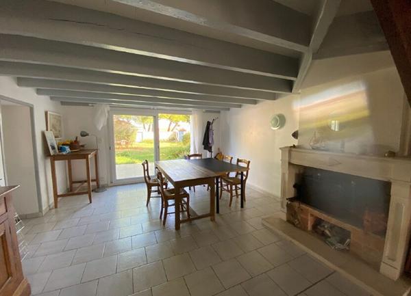 Maison à vendre    6 pièces •  Loix