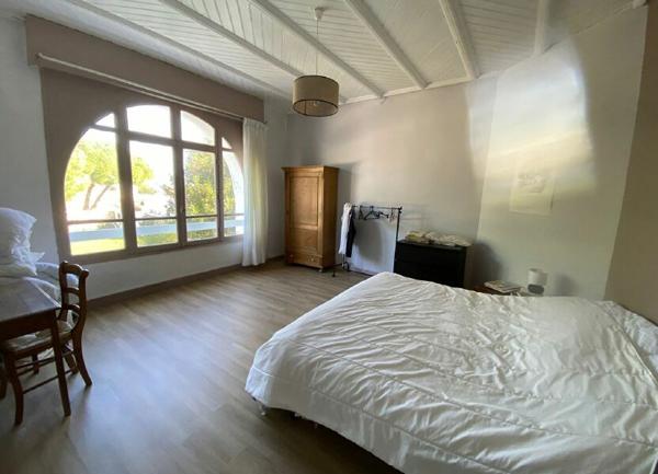 Maison à vendre    6 pièces •  Loix