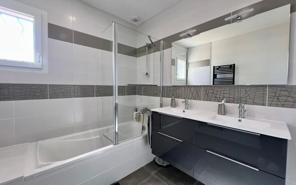 Maison à vendre    4 pièces •  Béziers